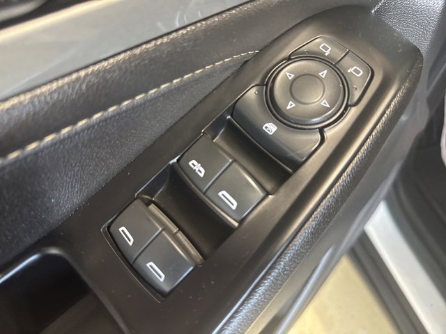 2023 Chevrolet Traverse Leather photo 3