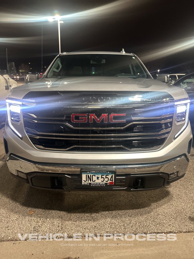 Used 2022 GMC Sierra 1500 SLT with VIN 3GTUUDED0NG607169 for sale in Rochester, Minnesota