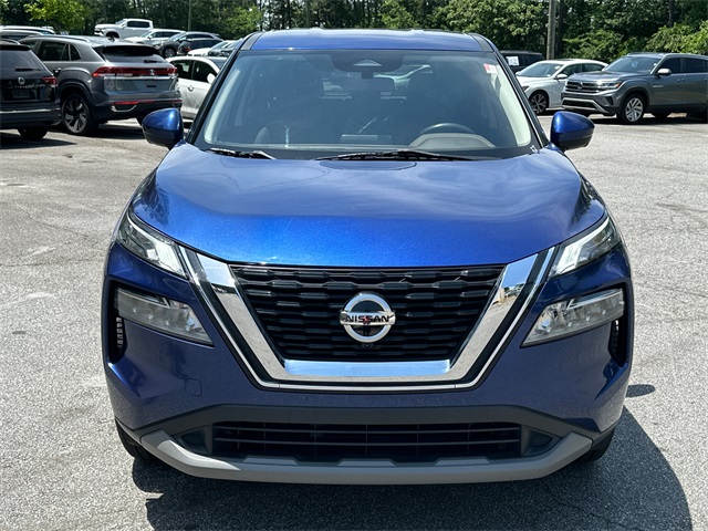 2021 Nissan Rogue SV photo 2