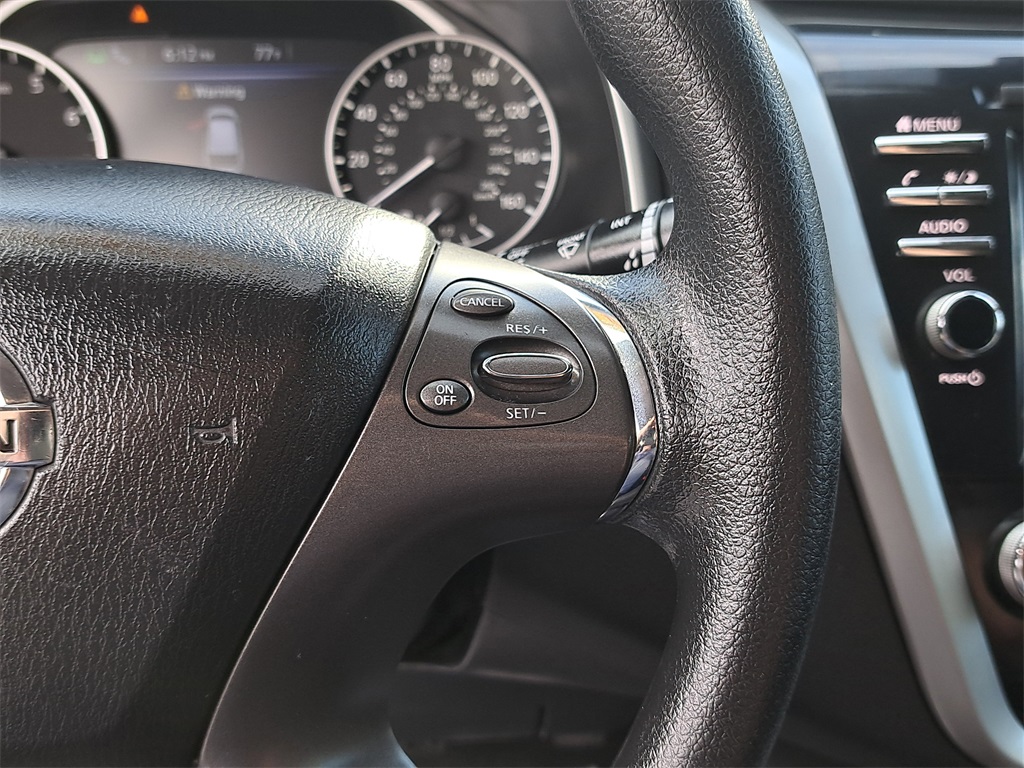 2020 Nissan Murano S photo 23