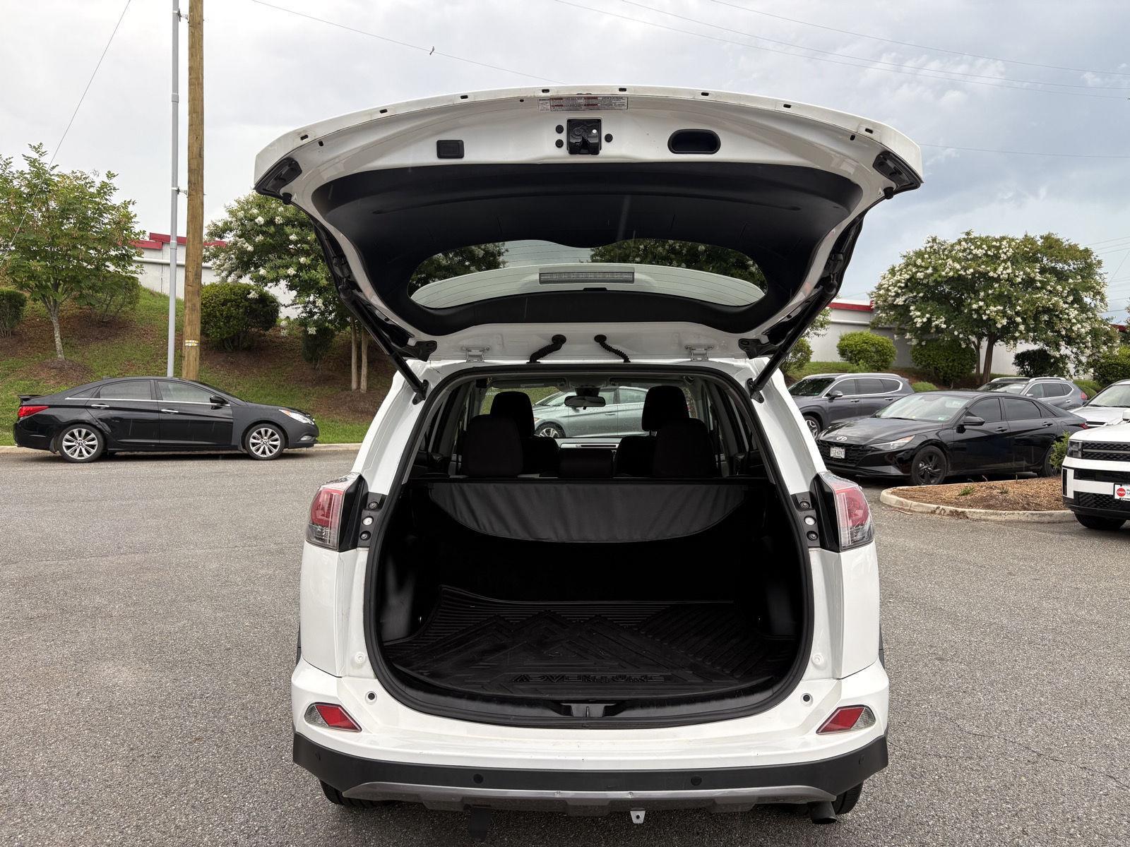 2018 Toyota RAV4 Adventure photo 20