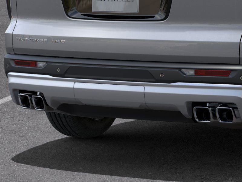 2025 Chevrolet Traverse photo 2