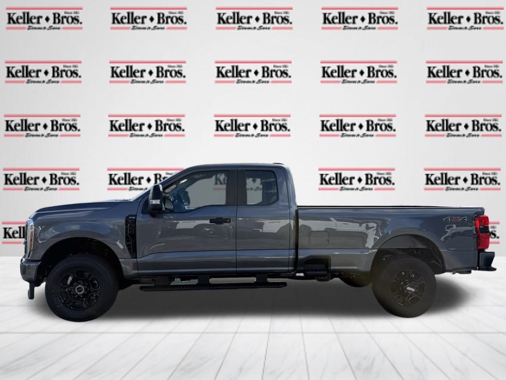 2026 Ford F-350 photo 4