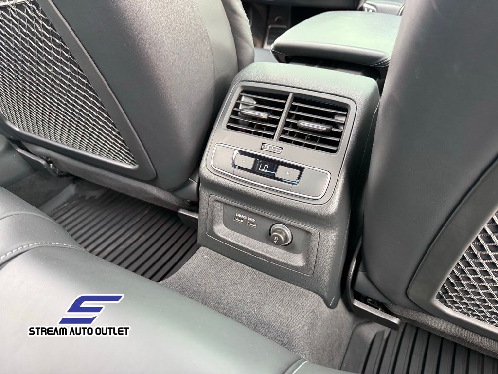 2022 Audi S4 Base Premium Plus photo 24