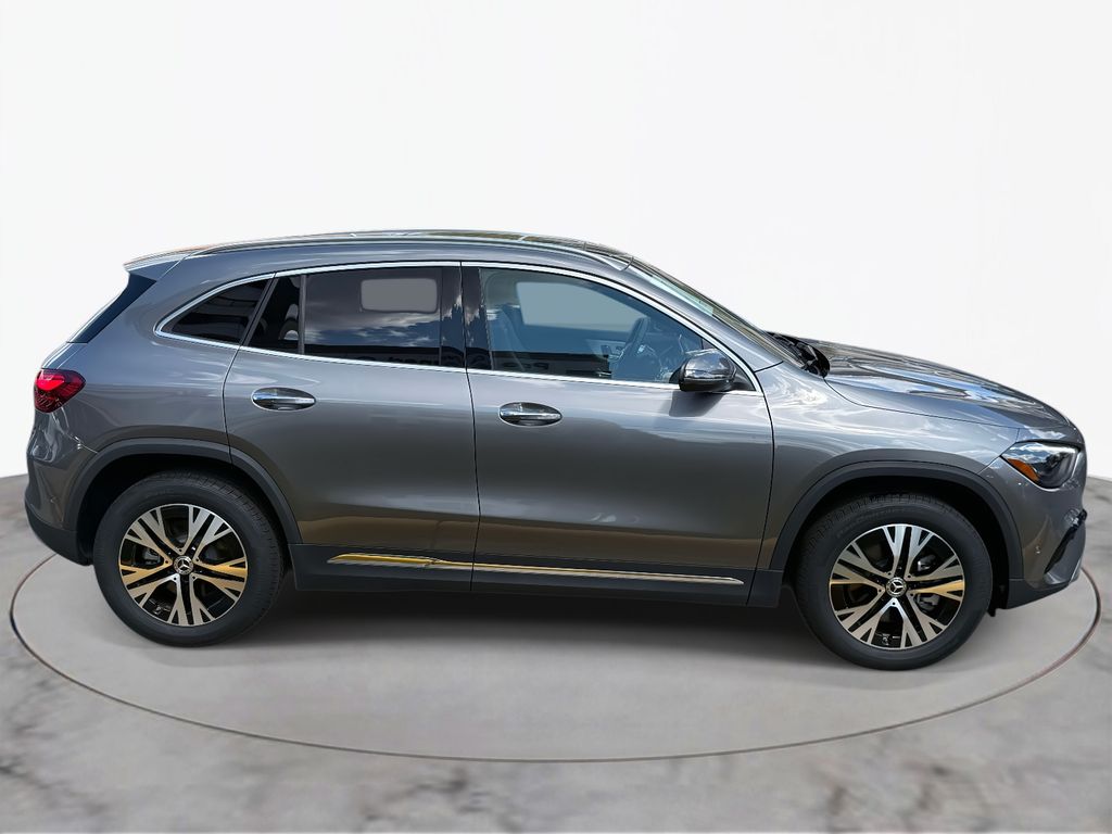 2025 Mercedes Benz GLA 250 4MATIC photo 5