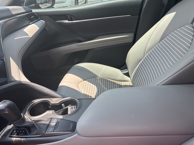2024 Toyota Camry SE photo 20