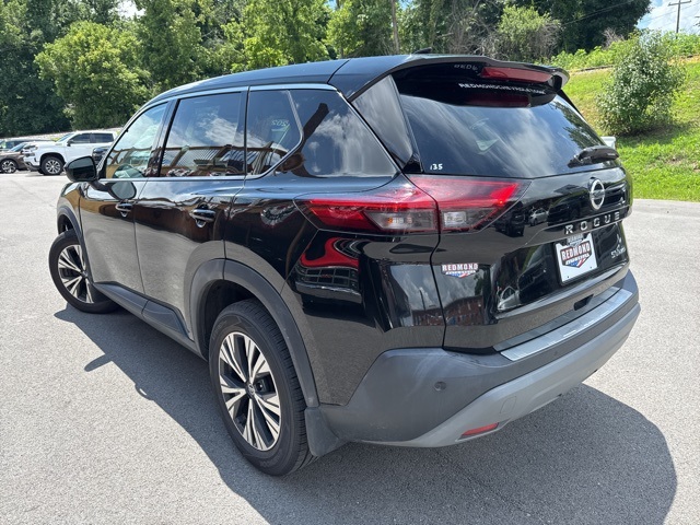 2021 Nissan Rogue SV photo 6