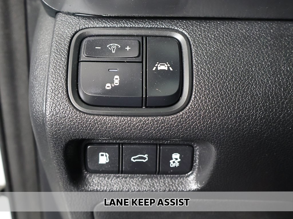 2019 Kia Optima LX photo 3