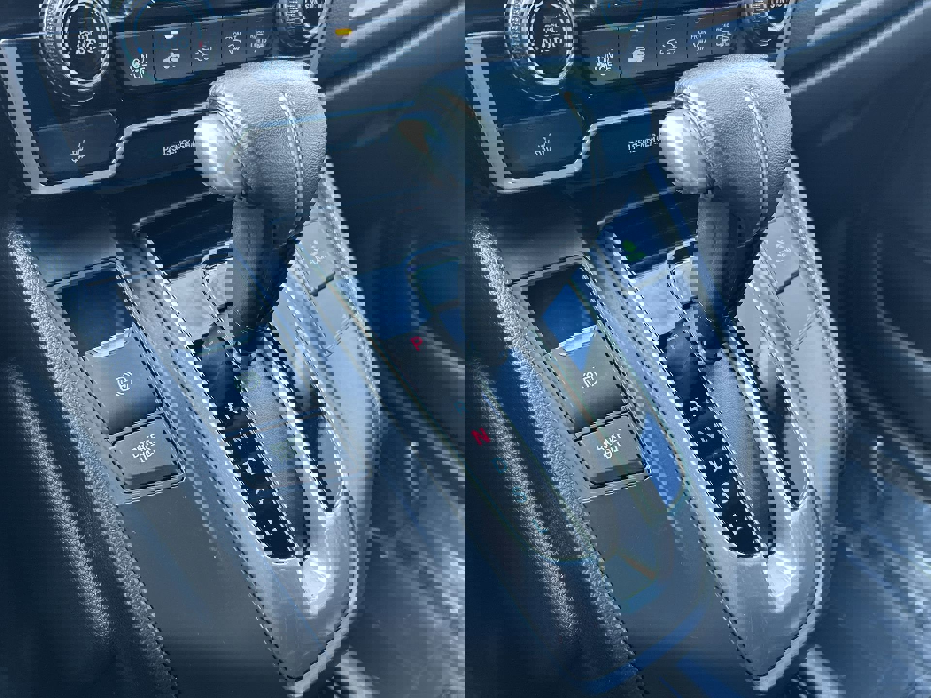 2018 Honda CR-V Touring photo 19