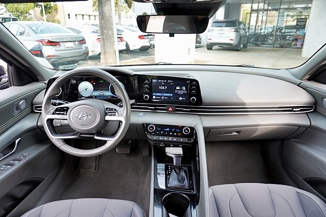 Used 2021 Gray Hyundai SEL image 16