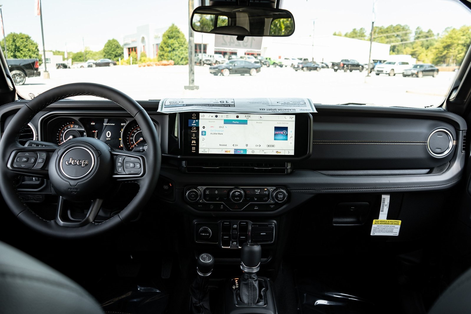 2025 Jeep Gladiator Sport photo 18