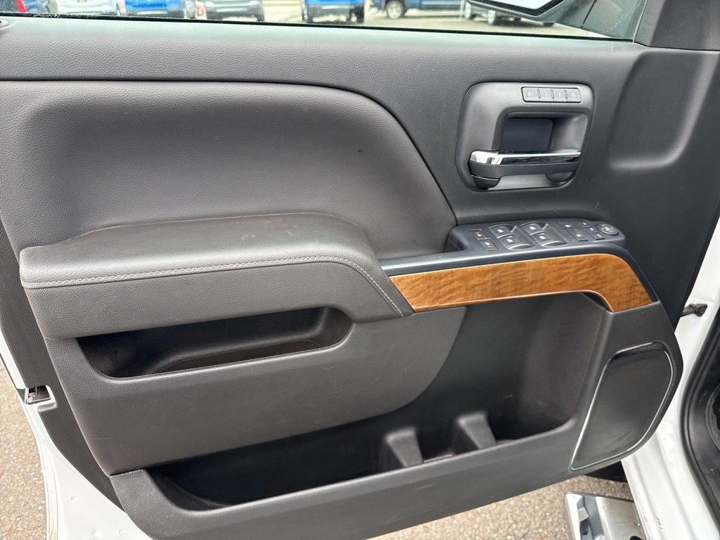 2018 Chevrolet Silverado 1500 LTZ photo 22