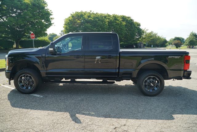 2023 Ford F-250 Lariat photo 4
