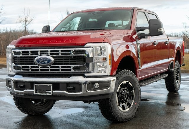 2026 Ford F-350 Super Duty XLT's photo