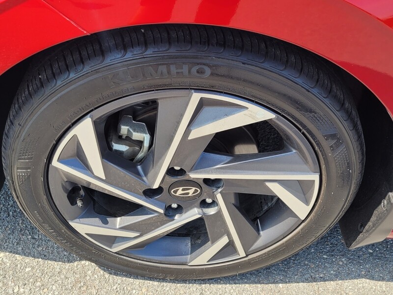 2024 Hyundai Elantra SEL photo 14