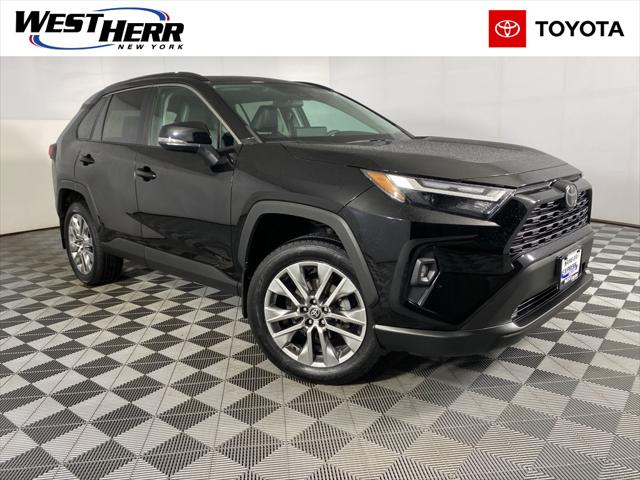 2023 Toyota RAV4 XLE Premium's photo