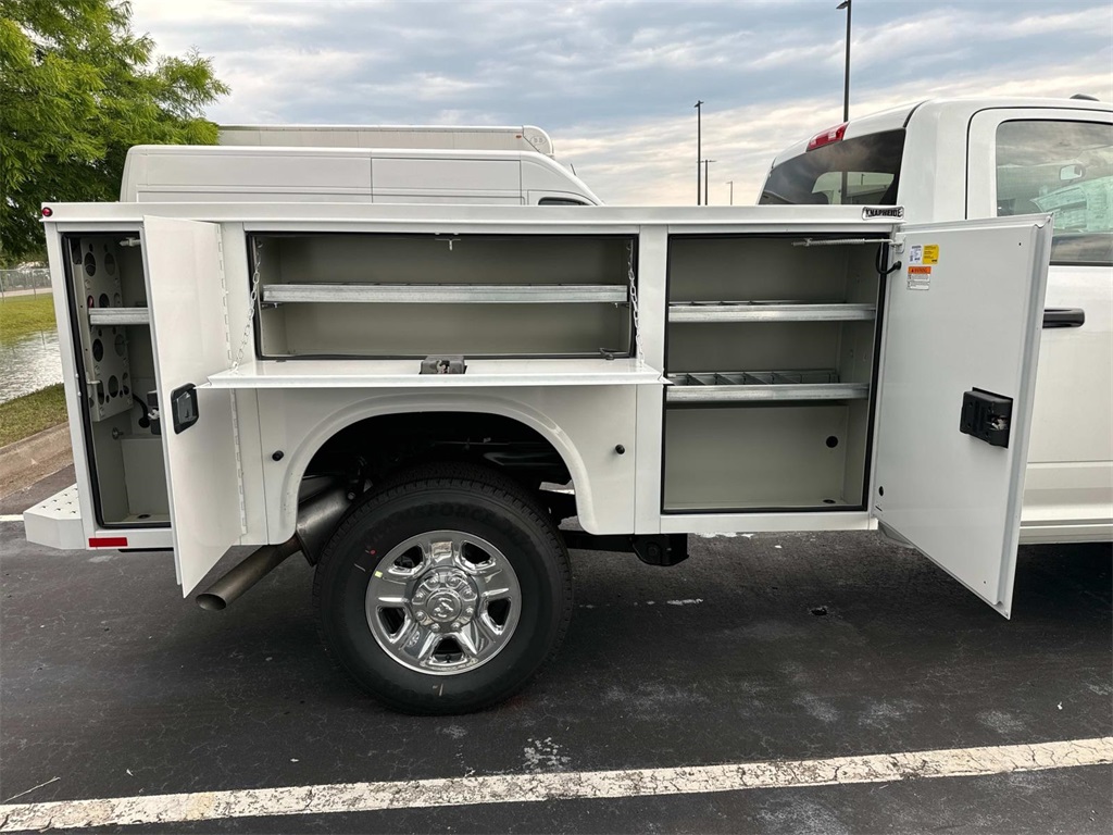 2024 Ram 2500 Tradesman photo 13
