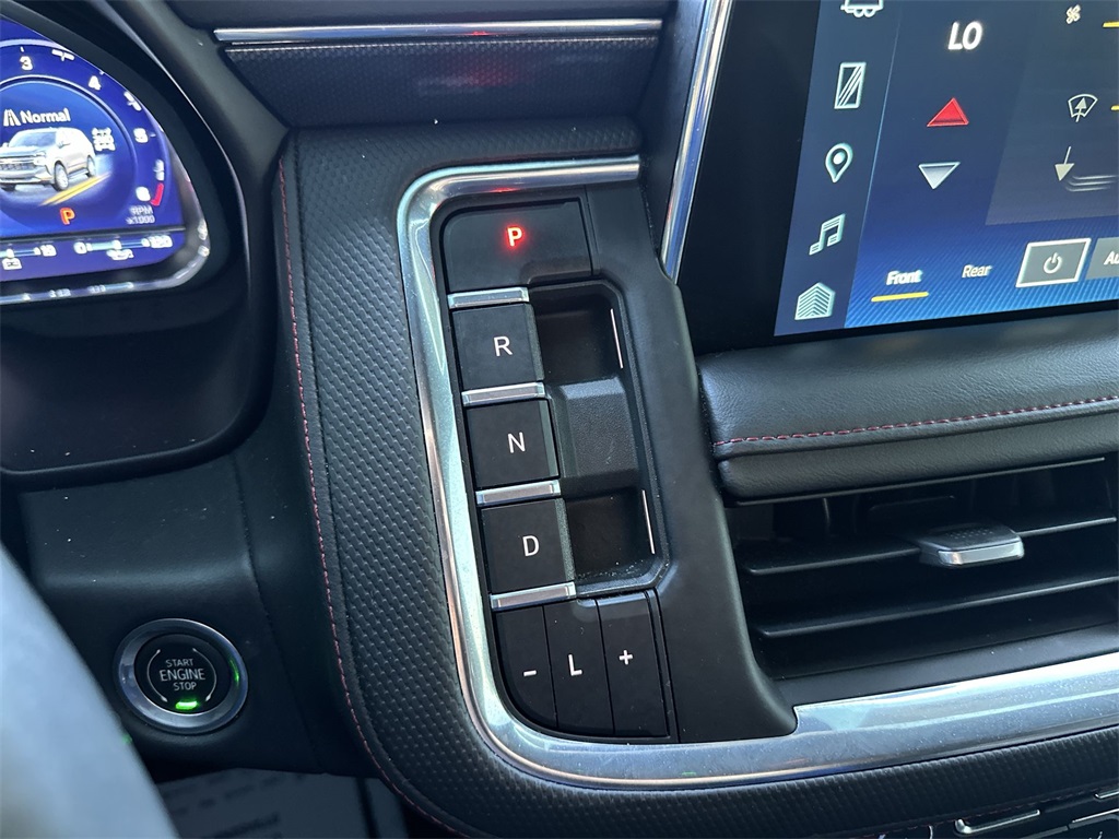 2023 Chevrolet Tahoe RST photo 19