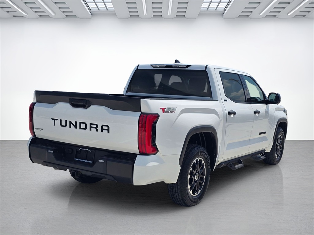 2022 Toyota Tundra SR5 photo 3