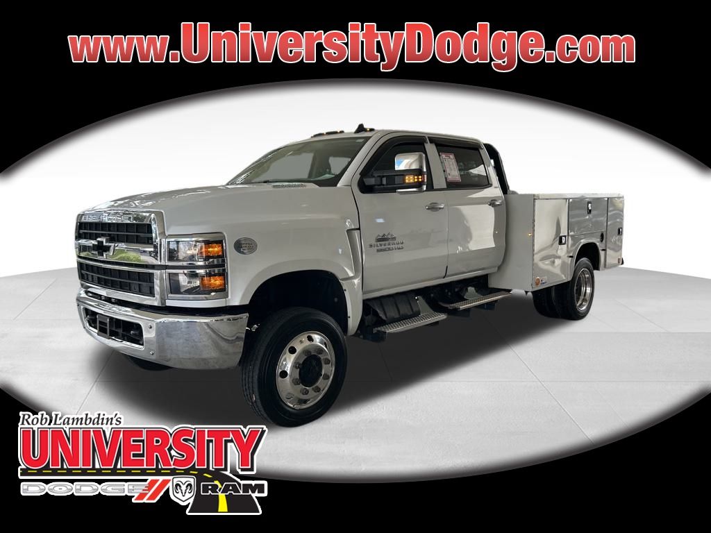 2022 Chevrolet Silverado 4500 Medium Duty Chassis Cab Work Truck's photo