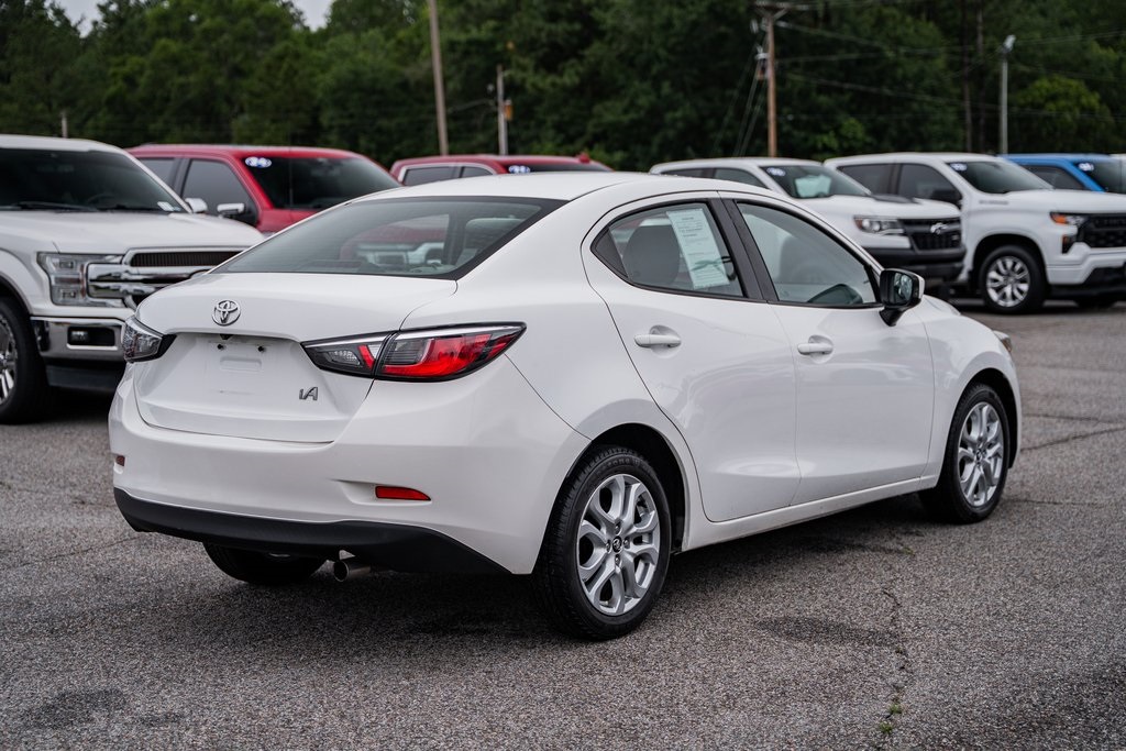 2018 Toyota Yaris iA Base photo 6