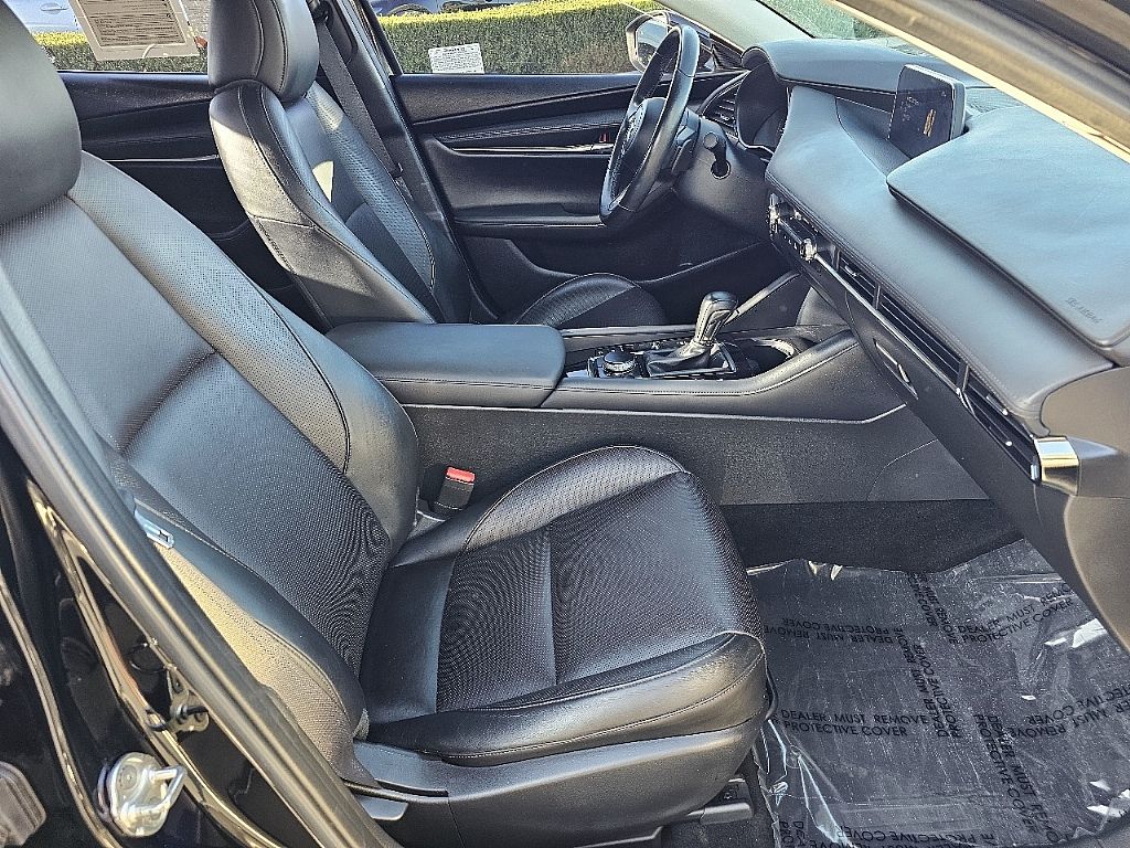 2021 Mazda Mazda3 Premium Plus photo 15