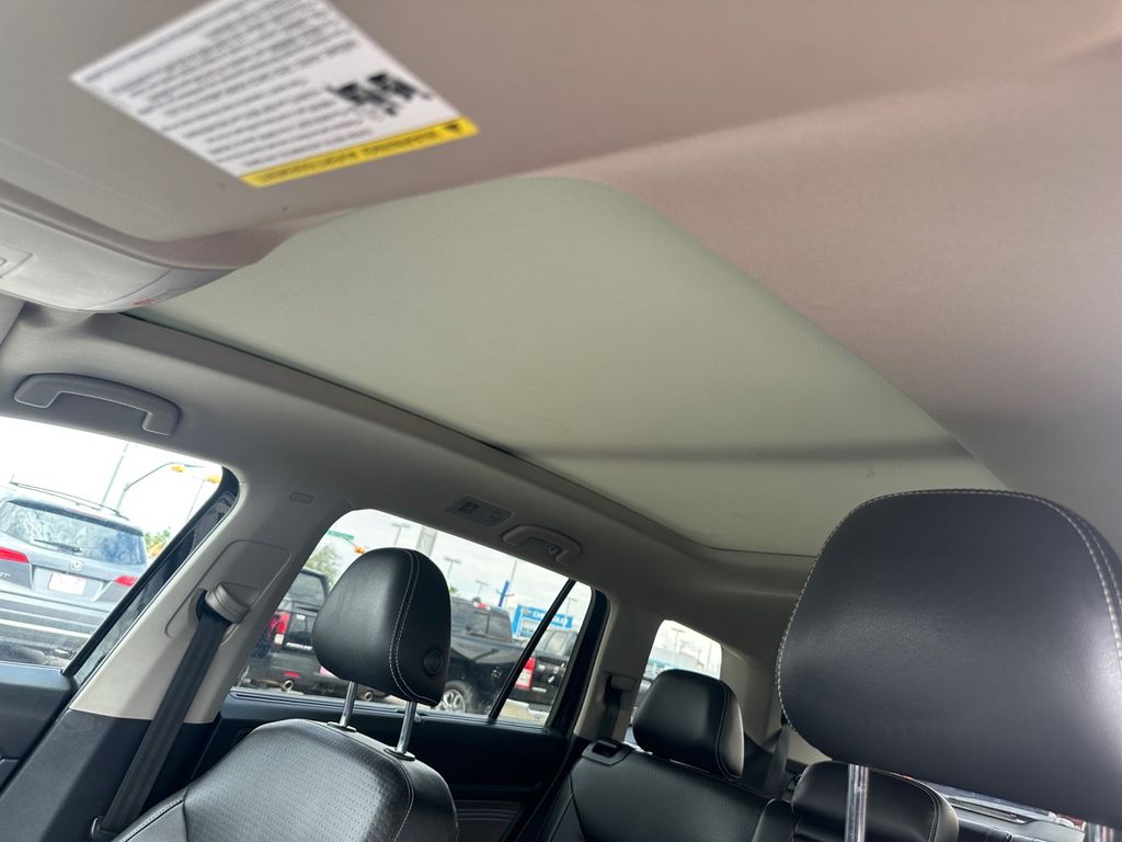 2021 Volkswagen Atlas V6 SE Technology photo 18