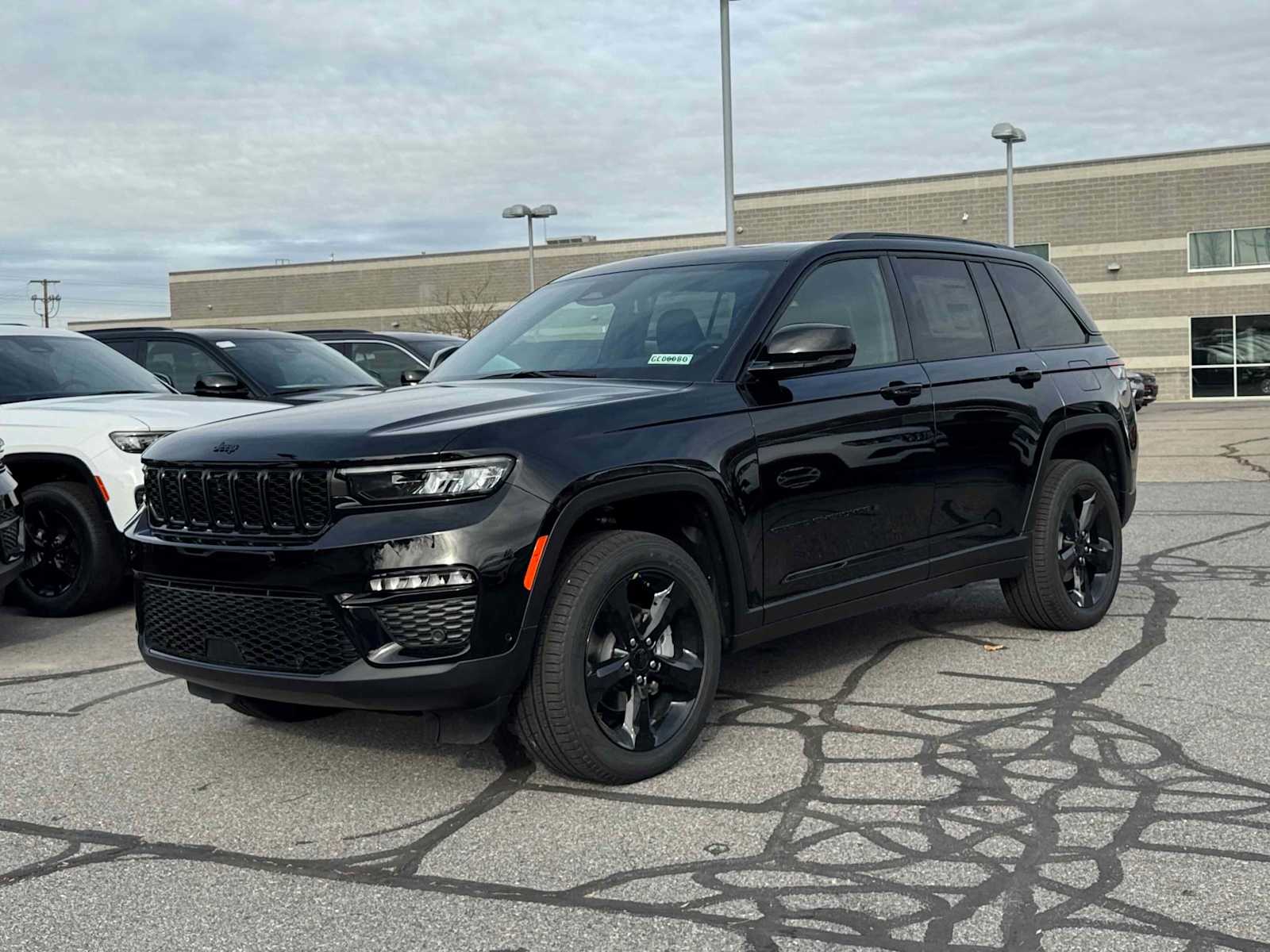 2025 Jeep Grand Cherokee Limited's photo