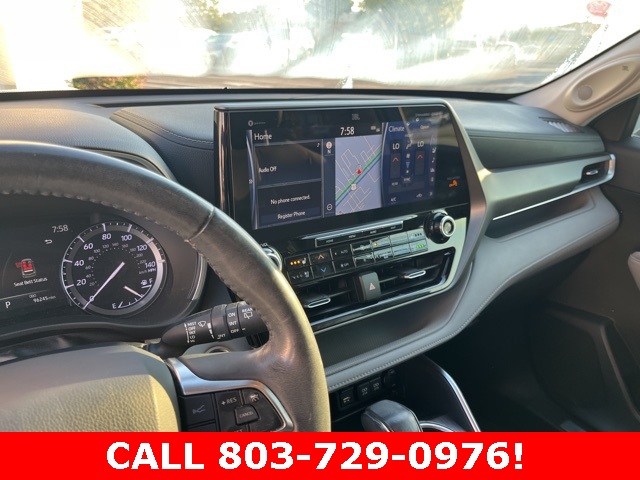 2020 Toyota Highlander Limited photo 21