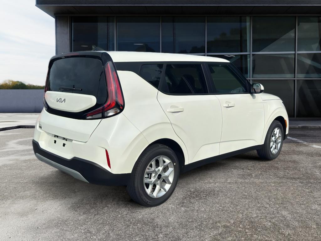 2025 Kia Soul S photo 5
