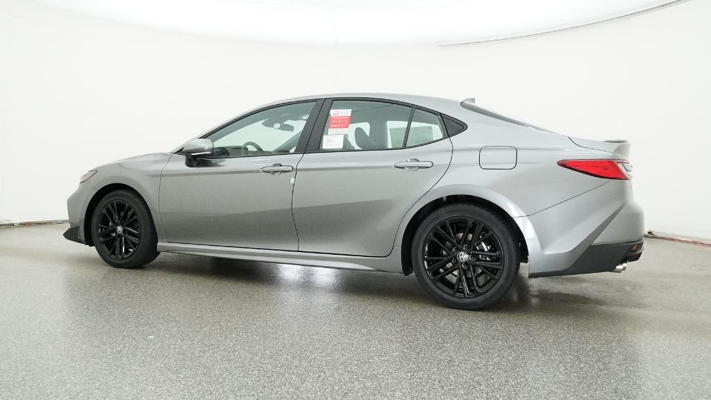 2026 Toyota Camry SE photo 10