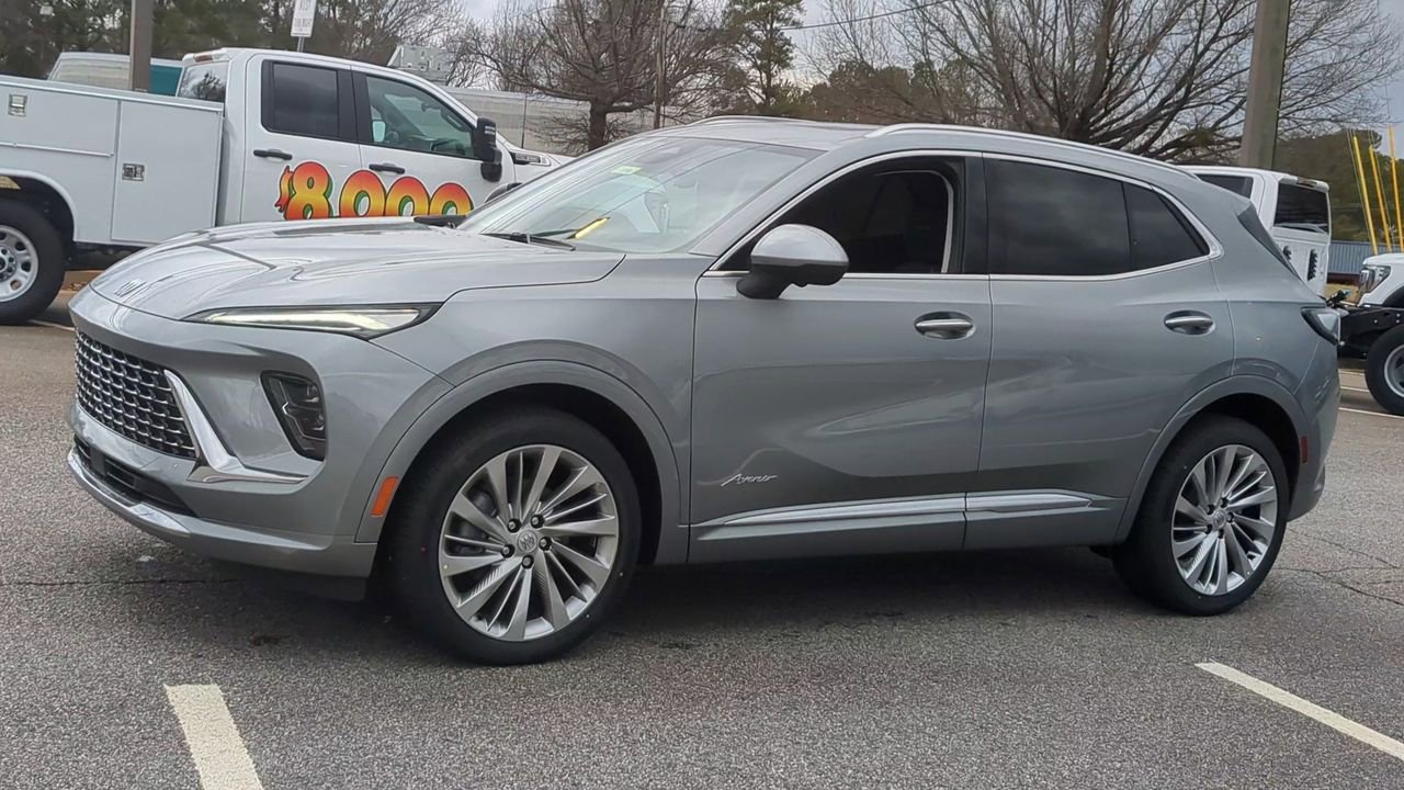 2025 Buick Envision Avenir photo 3