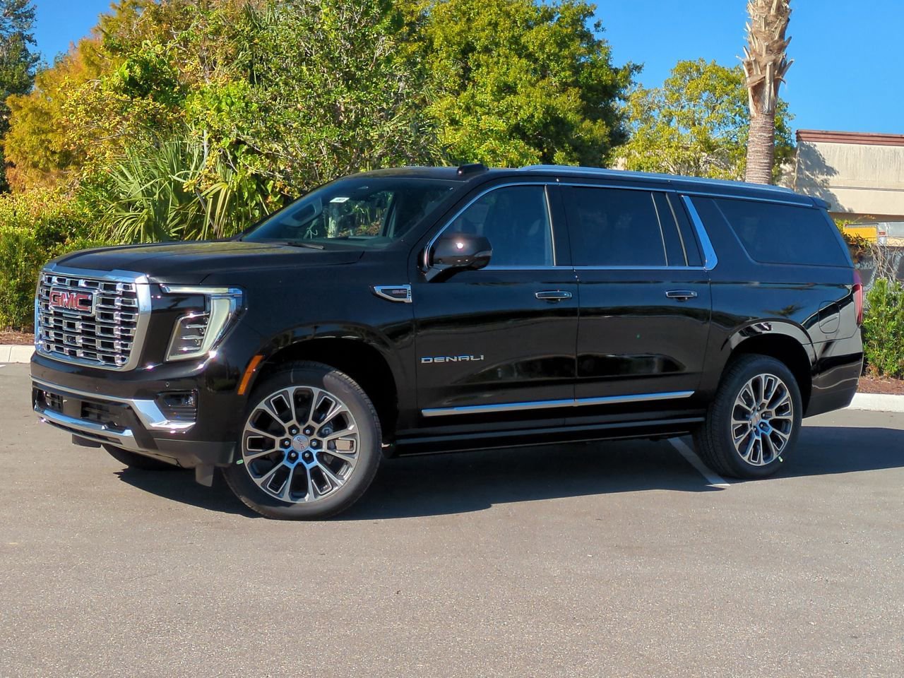 2026 GMC Yukon XL Denali's photo