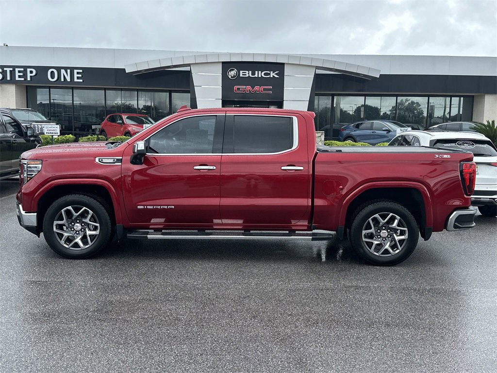 2022 Gmc Sierra 1500 SLT photo 3