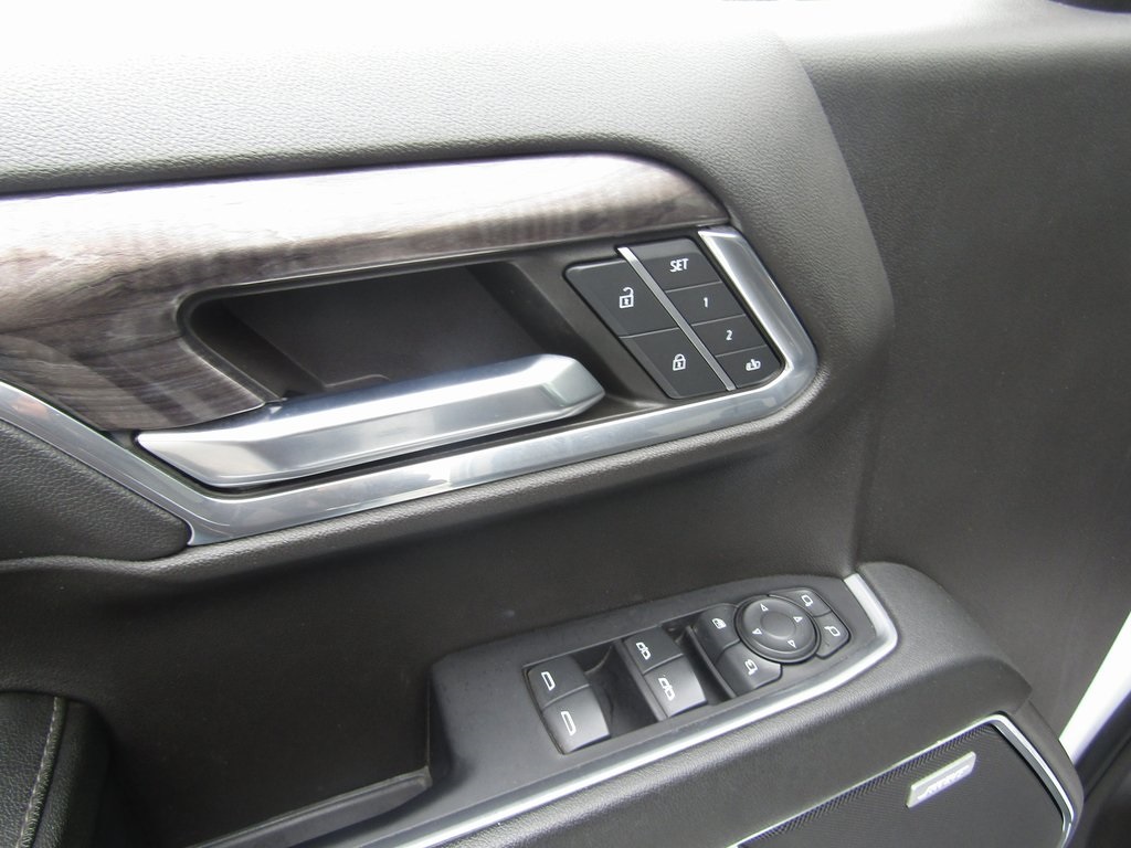 2023 Chevrolet Silverado 1500 LTZ photo 10