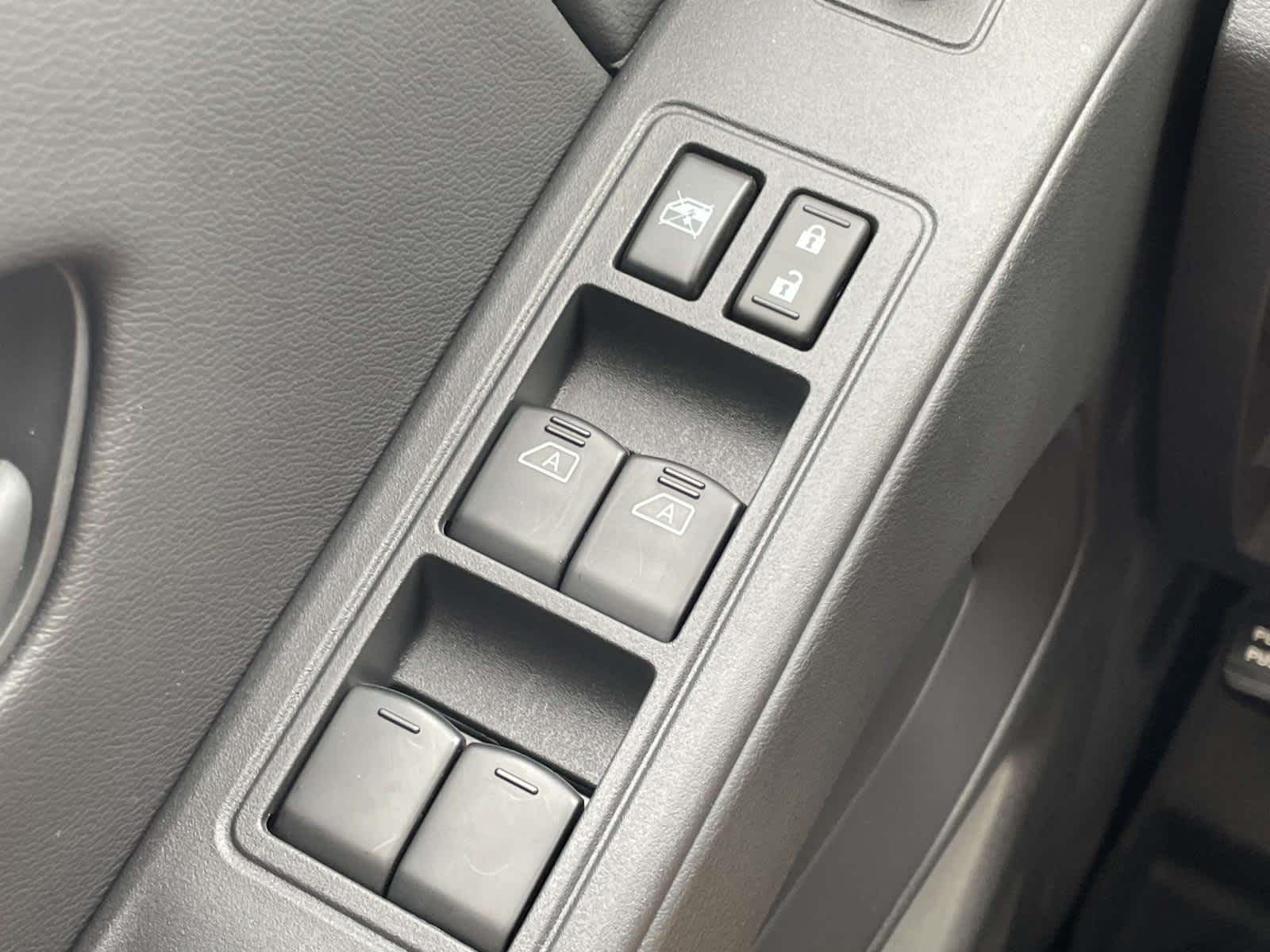 2026 Nissan Frontier Crew Cab SV photo 26