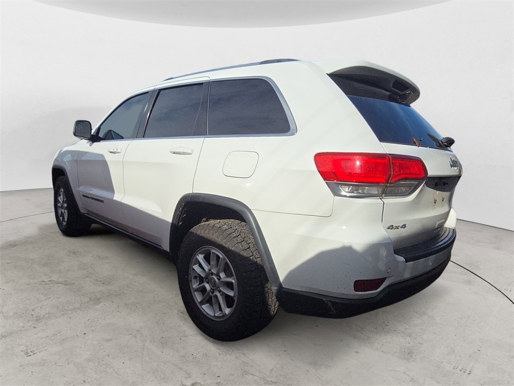 2018 Jeep Grand Cherokee Laredo photo 2