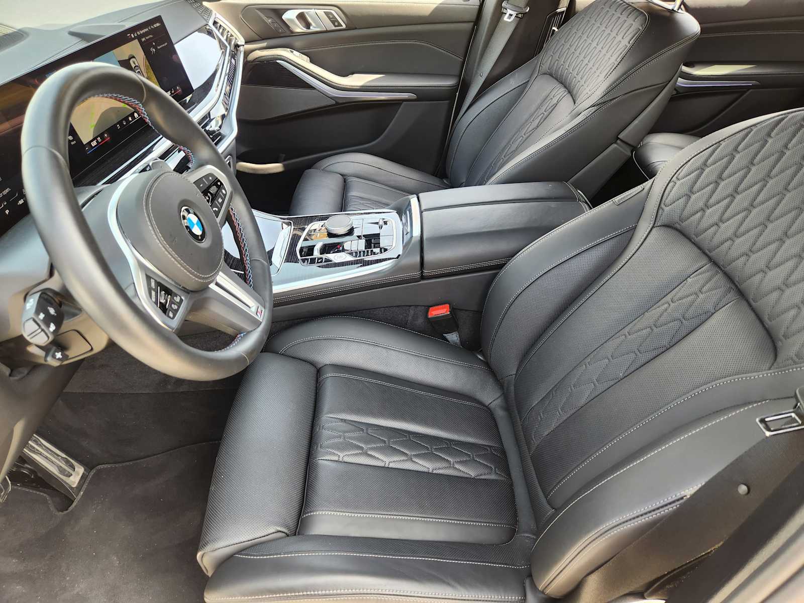 2025 Bmw X7 M60i photo 8