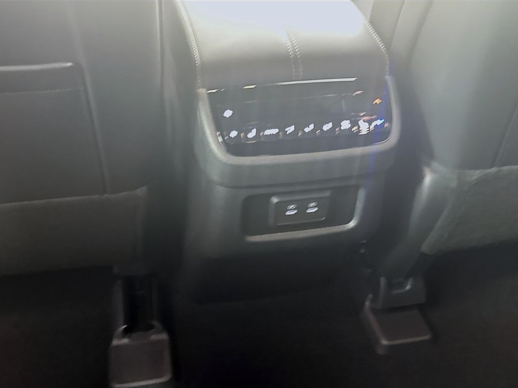 2026 Infiniti QX60 Luxe photo 27