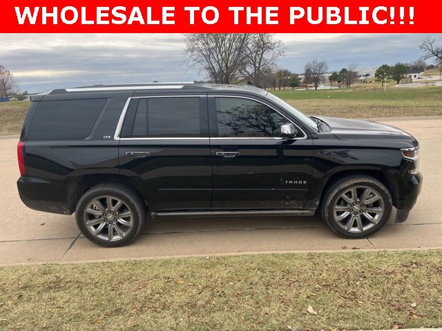 2016 Chevrolet Tahoe LTZ photo 2