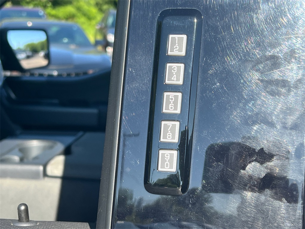2022 Ford F-150 XLT photo 10