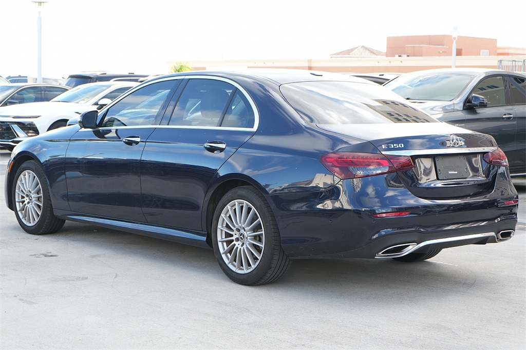 2022 Mercedes Benz E 350 photo 3