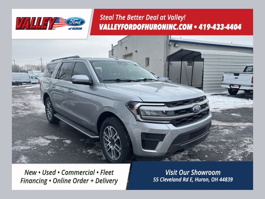 2022 Ford Expedition XLT's photo