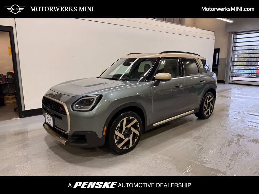2025 MINI Countryman S's photo