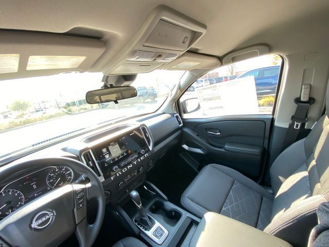 2026 Nissan Frontier SV photo 5