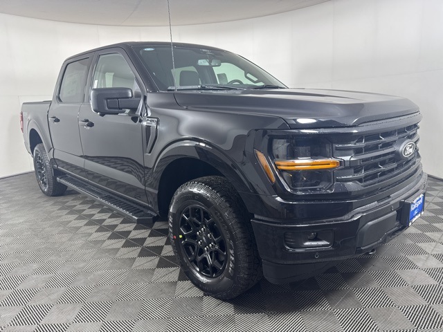 2025 Ford F-150 XLT's photo