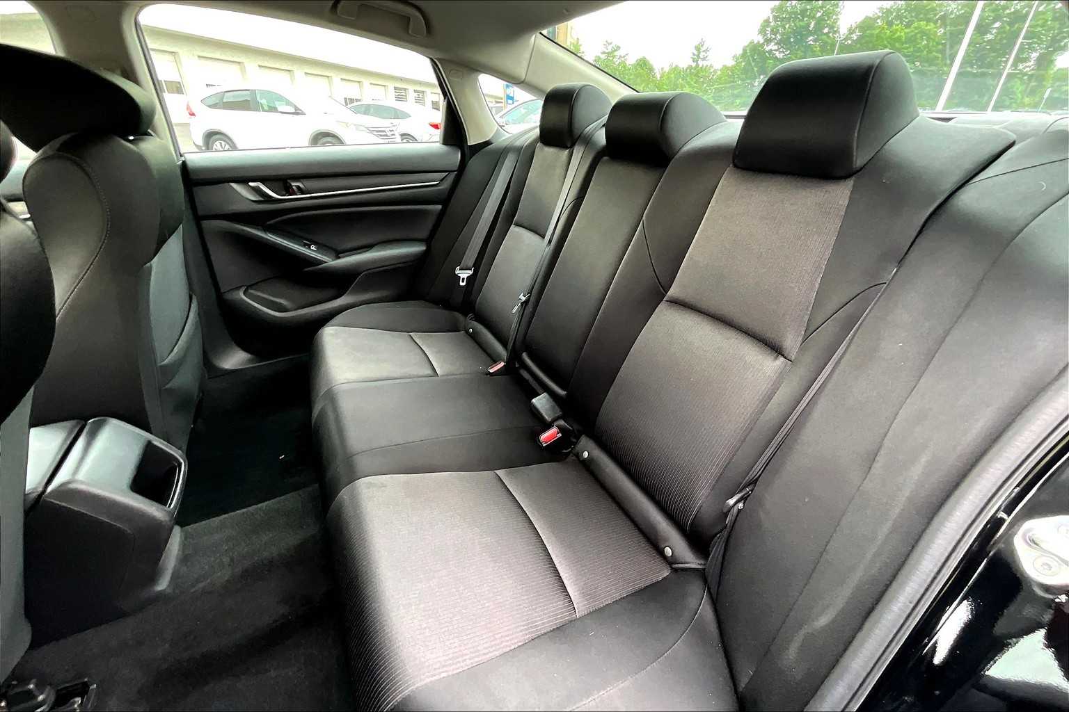 2021 Honda Accord LX photo 19
