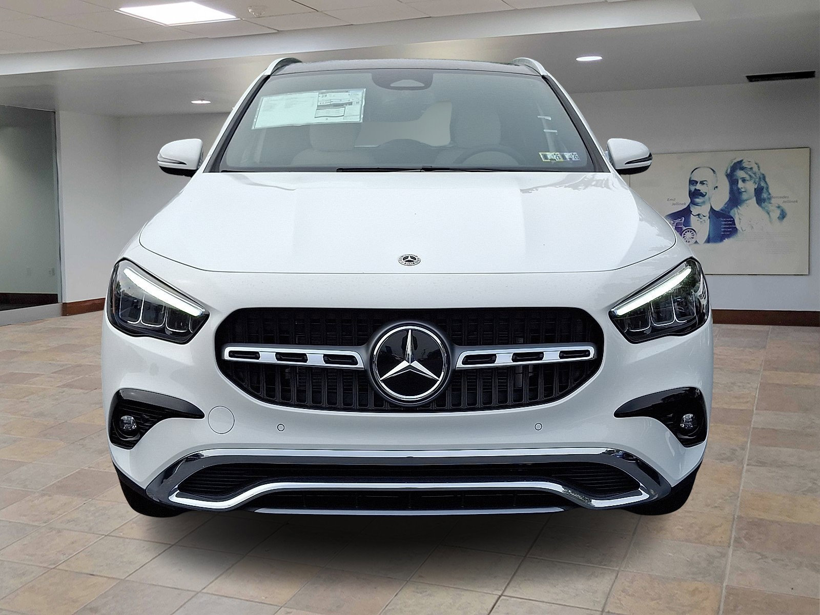 2026 Mercedes Benz GLA 250 4MATIC photo 2