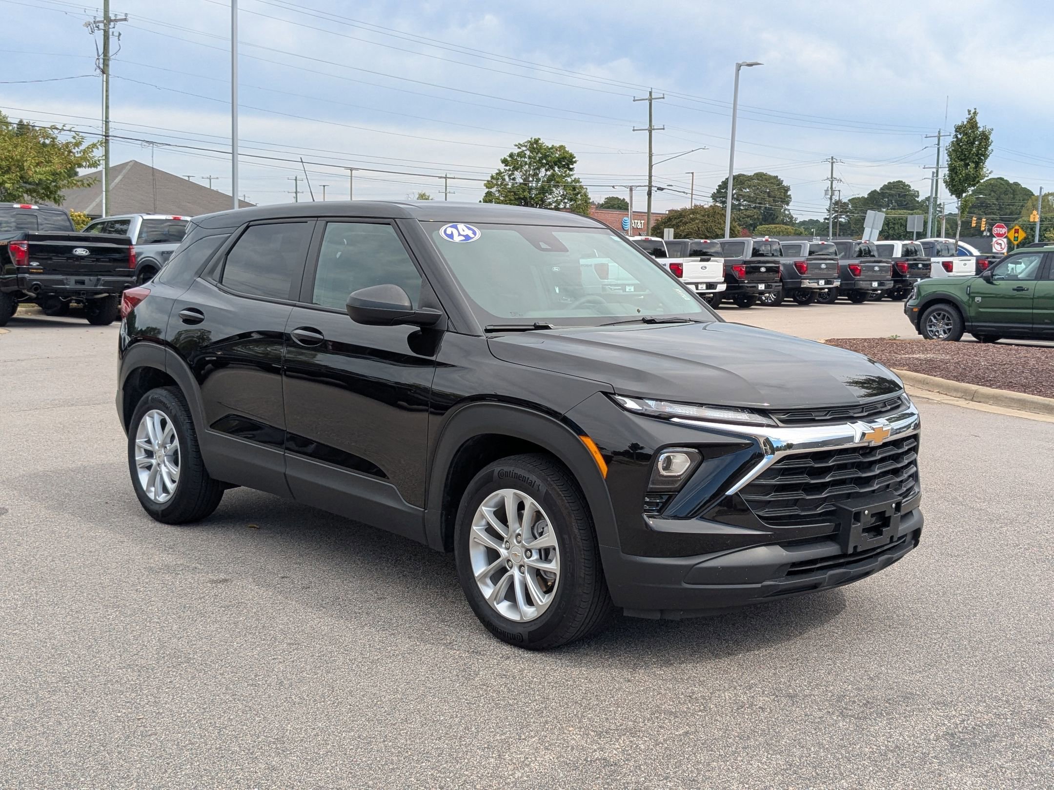 2024 Chevrolet Trailblazer LS photo 5