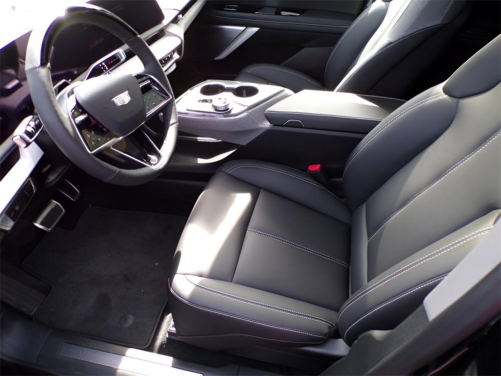 2025 Cadillac Optiq Sport photo 6